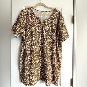 Roaman’s never worn shirt 1X